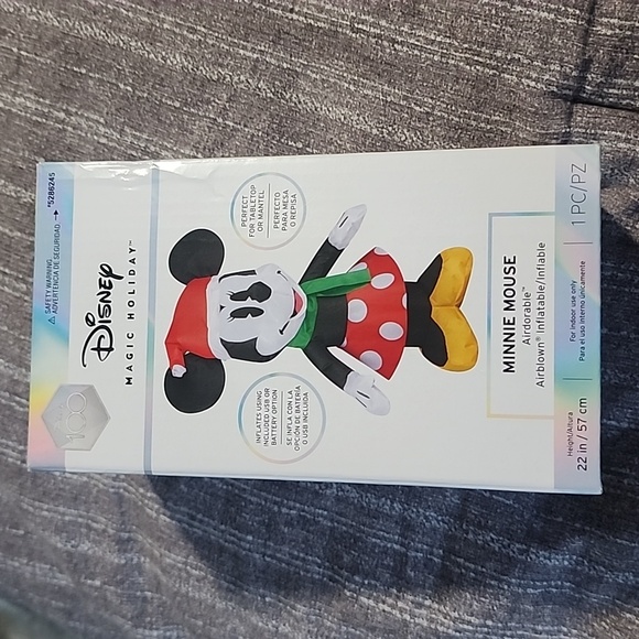 Disney Minnie Mouse Inflatable - Picture 1 of 5